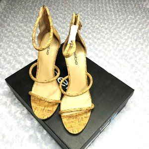 Bebe Womens Berdine-G Gold Cork Heel Sandals Shoes 9 Medium  (NWB)